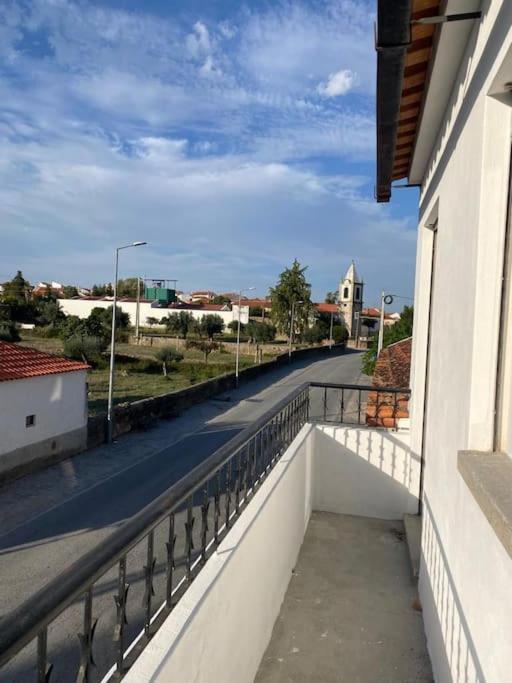 Caminho Da Vila Moradia. Escalos de Cima Zewnętrze zdjęcie